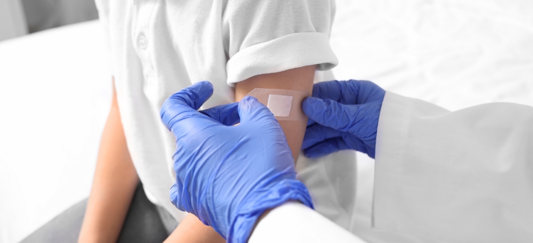 La vaccination contre les méningocoques ACWY proposée aux élèves de 5e